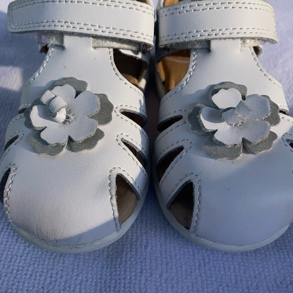 White Girls Stride Rite Sandals